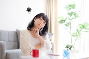 困る女性